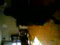 動画:ステンドグラス破壊!